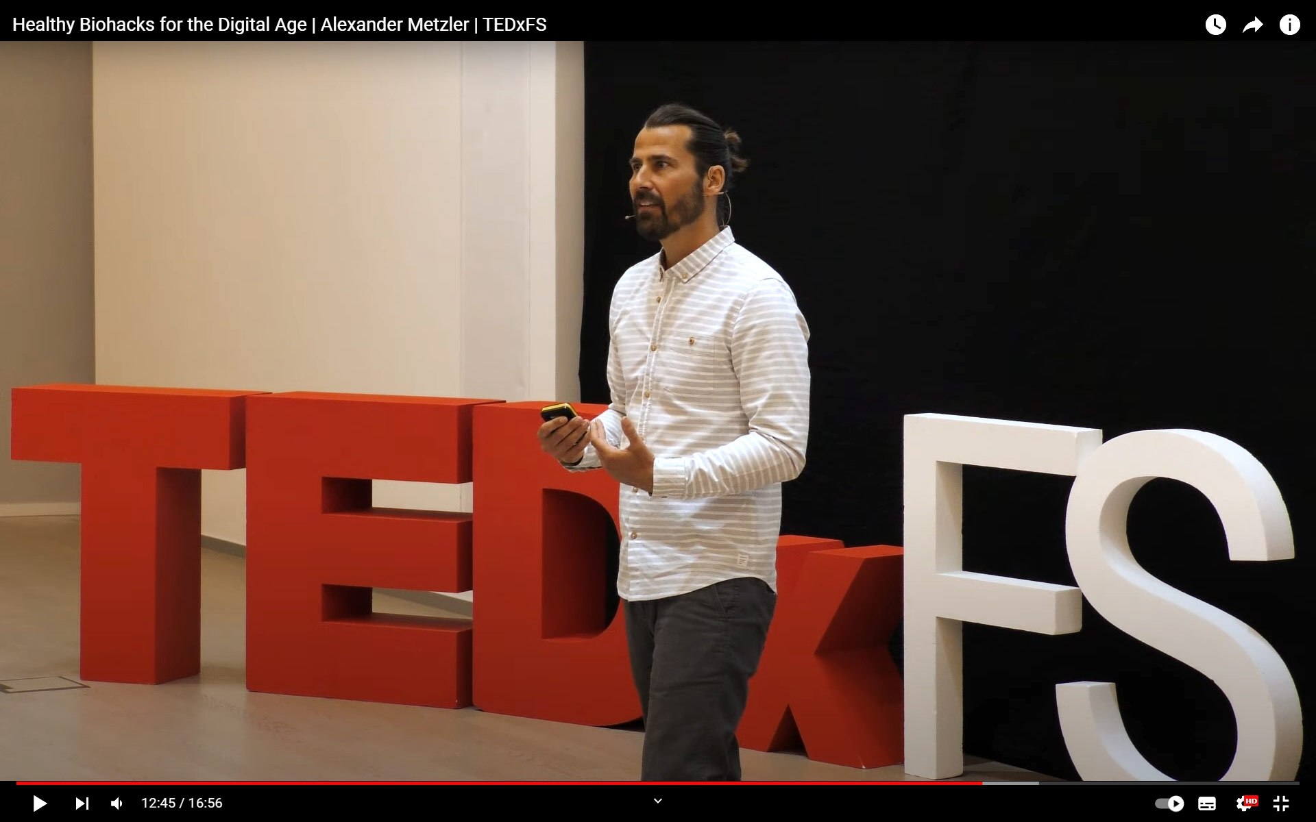 Alexander Metzler bei TEDx